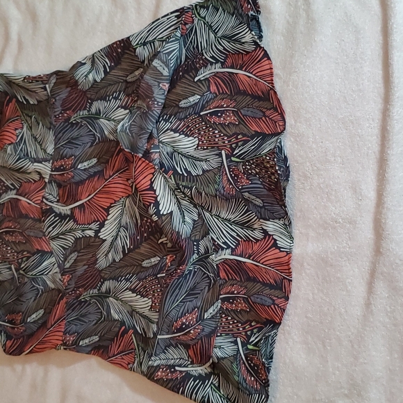 GAP Women's Fancy Crop Top-Fall Color Feathers-Ruffles-Adjust Straps-NWOT-Sz S - Picture 10 of 17